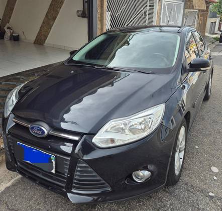 FORD FOCUS 1.6 SE 16V FLEX 4P POWERSHIFT FORD FOCUS 1.6 SE 16V FLEX 4P POWERSHIFT